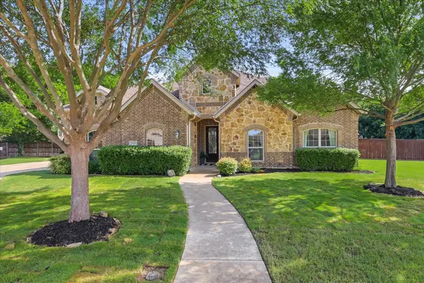 1309 Chisholm Trail Court, Midlothian, TX 76065