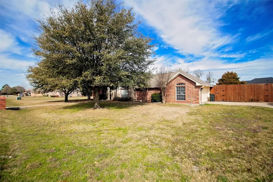 611 Fawn Trail, Tioga, TX 76271 - #3