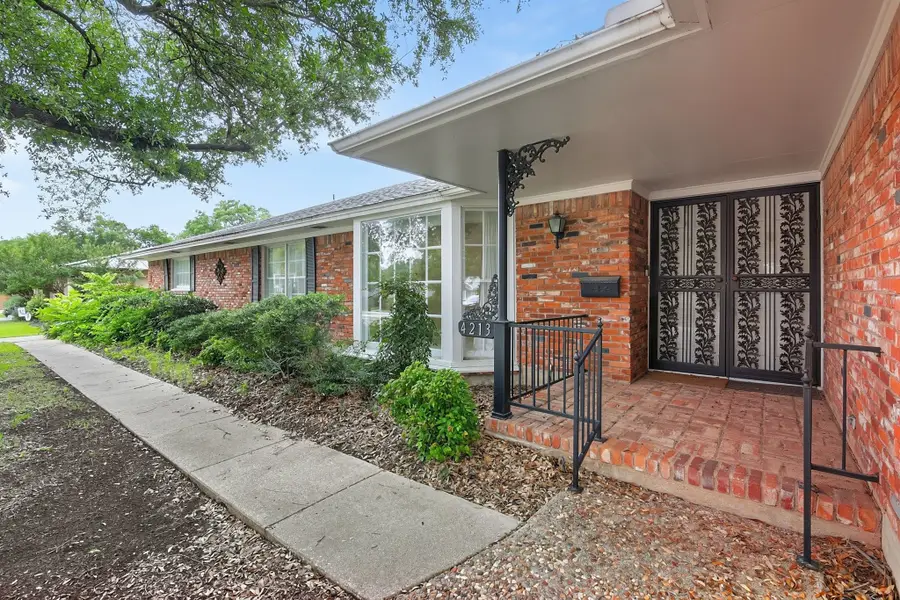 4213 Hildring Drive W, Fort Worth, TX 76109 - #3