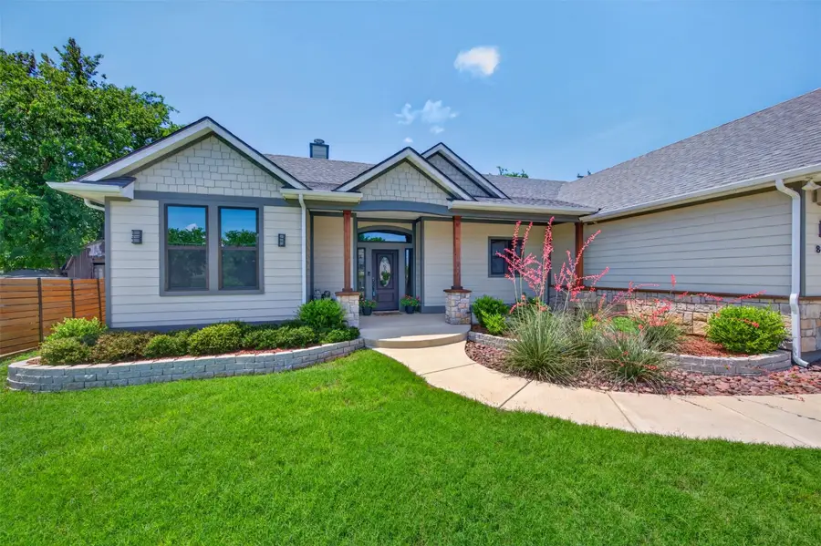 815 W Ball Street, Weatherford, TX 76086 - #2