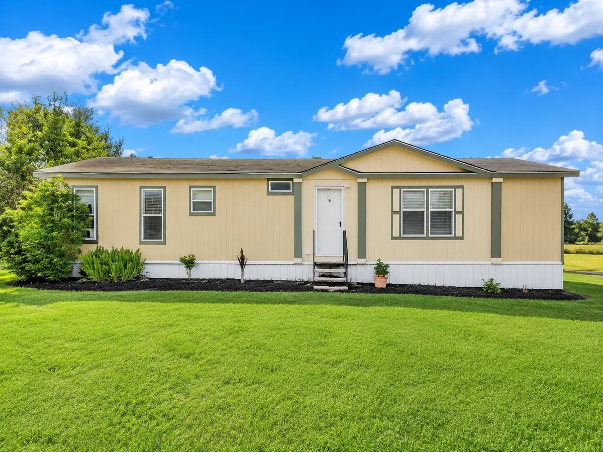 237 High Bluff Drive, Bridgeport, TX 76426 - #1