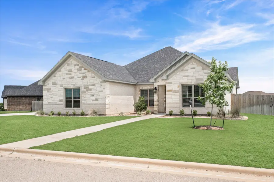 405 Willow Drive, Troy, TX 76579 - #3