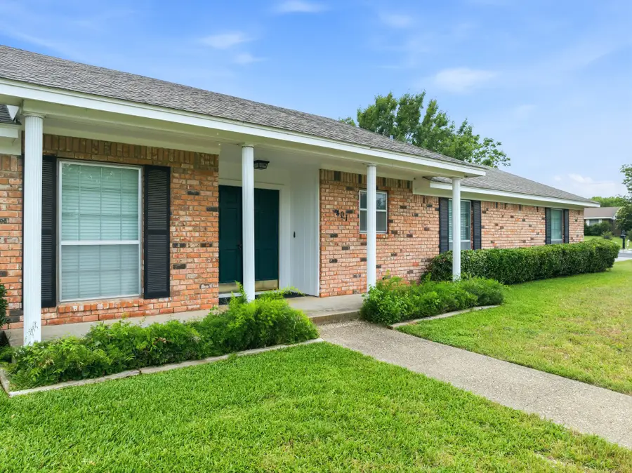 401 Briarfield Street, Hewitt, TX 76643 - #2