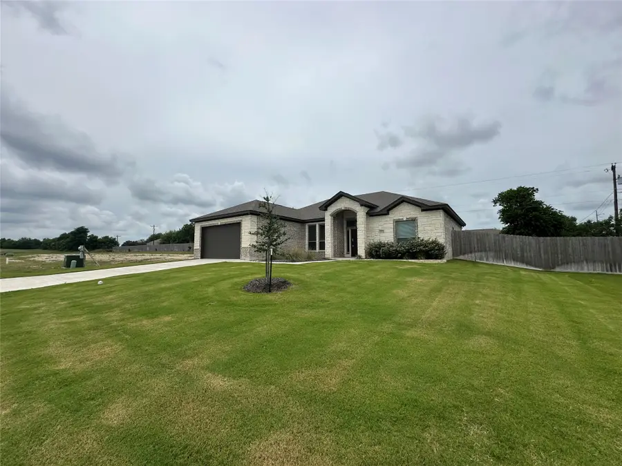 203 Lasso Loop, Lorena, TX 76655 - #2