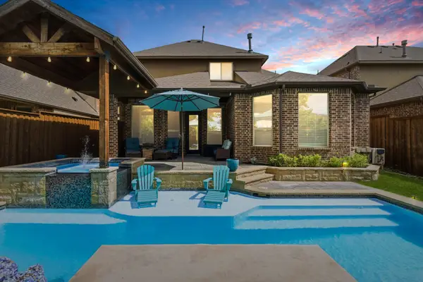 400 Ridgewood Drive, Lewisville, TX 75067