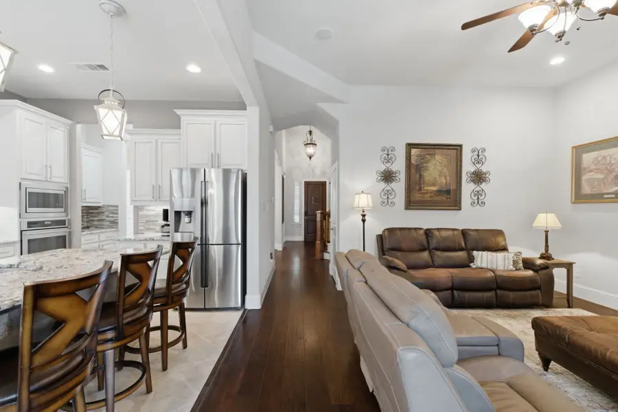 400 Ridgewood Drive, Lewisville, TX 75067 - #2