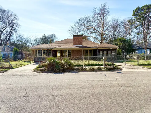609 Hickory 1 Street, Hughes Springs, TX 75656