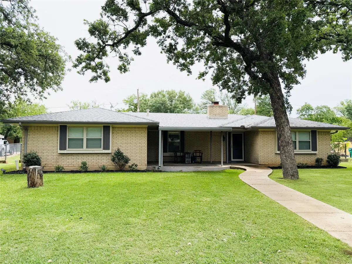 506 Oakwood Drive, Eastland, TX 76448 - #1