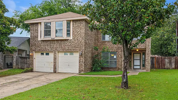 6305 Meadow Glen Drive, Arlington, TX 76018
