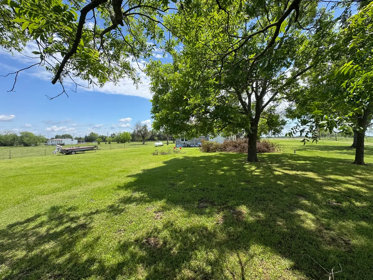 8775 County Road 353, Terrell, TX 75161 - #1