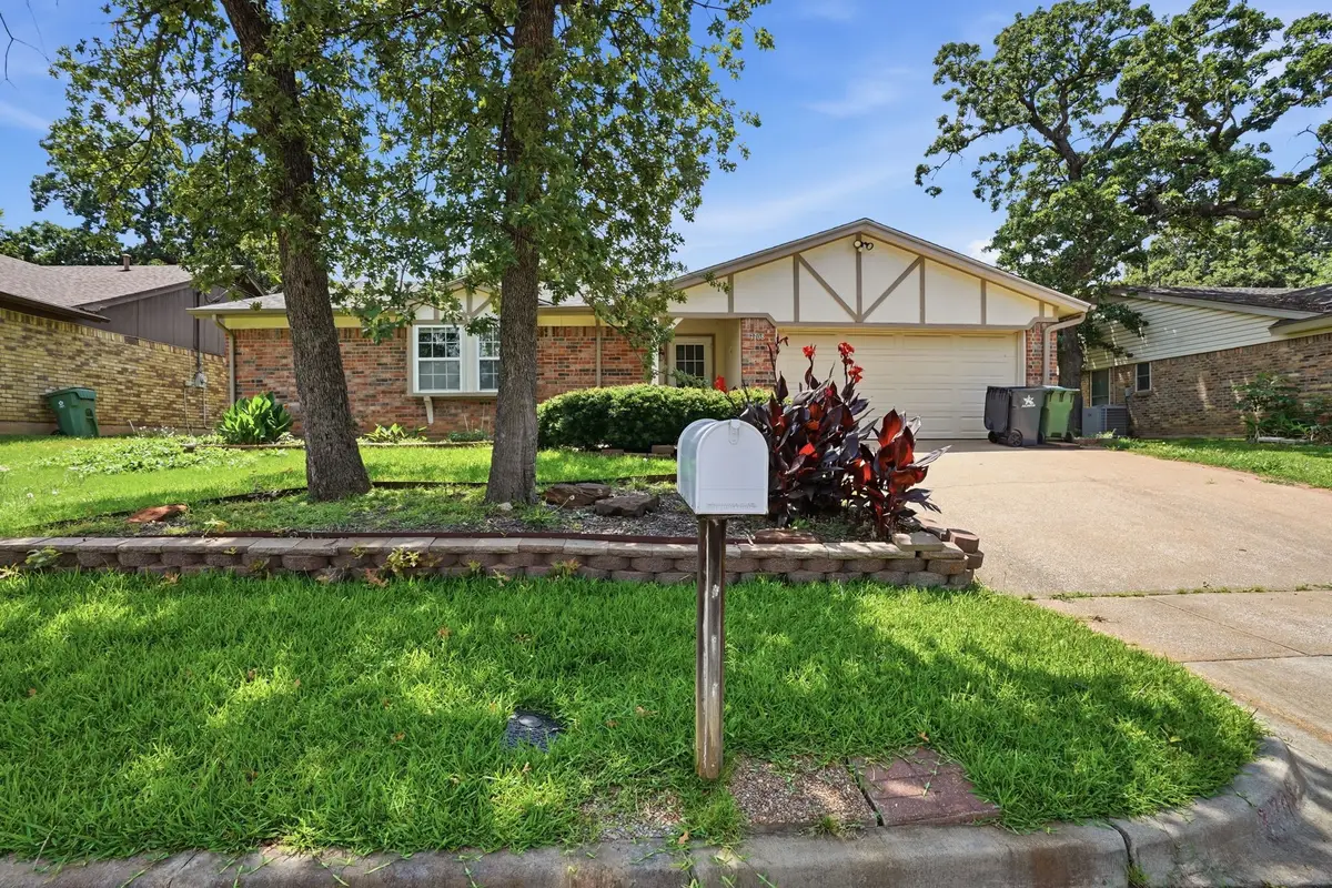 3708 Bordeaux Court, Arlington, TX 76016 - #1