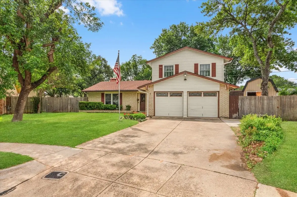 1904 Meadow Glen, Irving, TX 75060 - #1