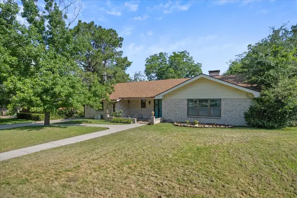 2308 Royal Lane, Greenville, TX 75402