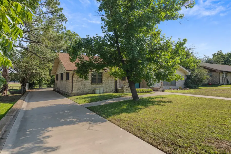 2308 Royal Lane, Greenville, TX 75402 - #3