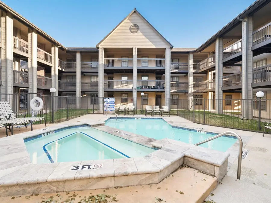 218 N Texas Boulevard #115, Denton, TX 76201 - #2