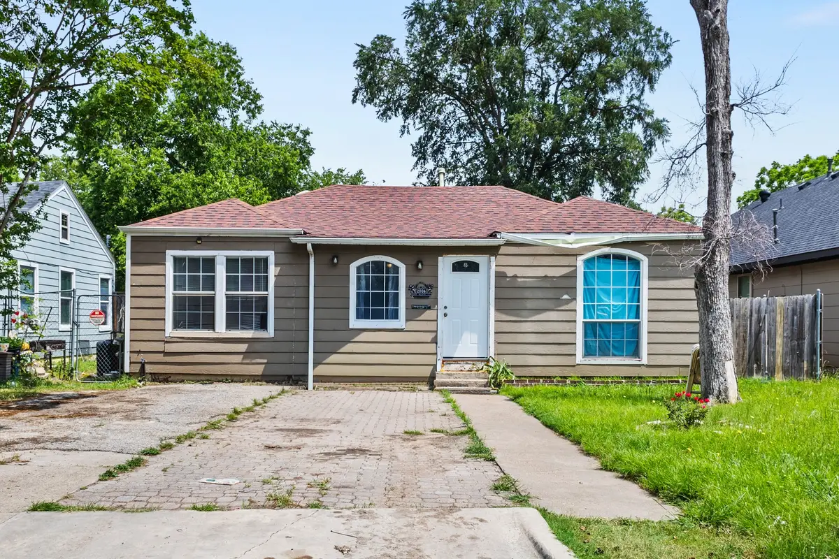 2006 Fort Worth Street, Grand Prairie, TX 75050 - #1