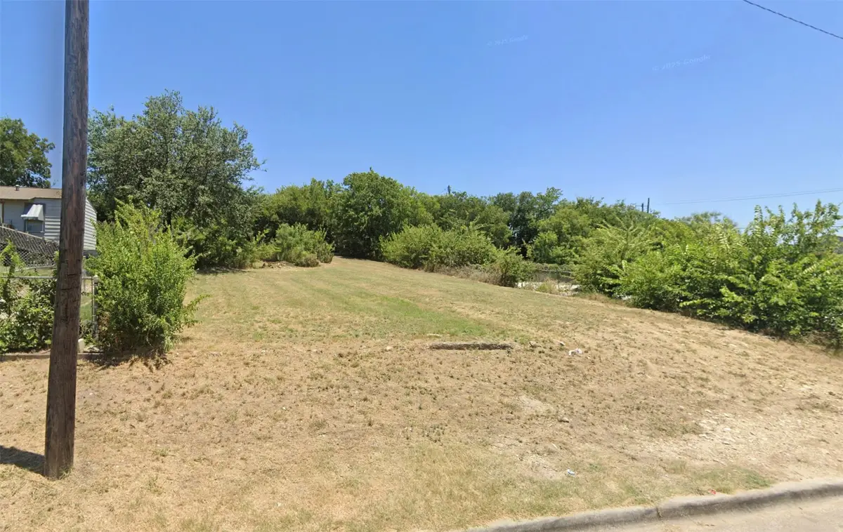 3006 N Crump Street, Fort Worth, TX 76106 - #1