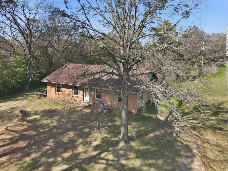 615 Quitman Street, Pittsburg, TX 75686 - #3