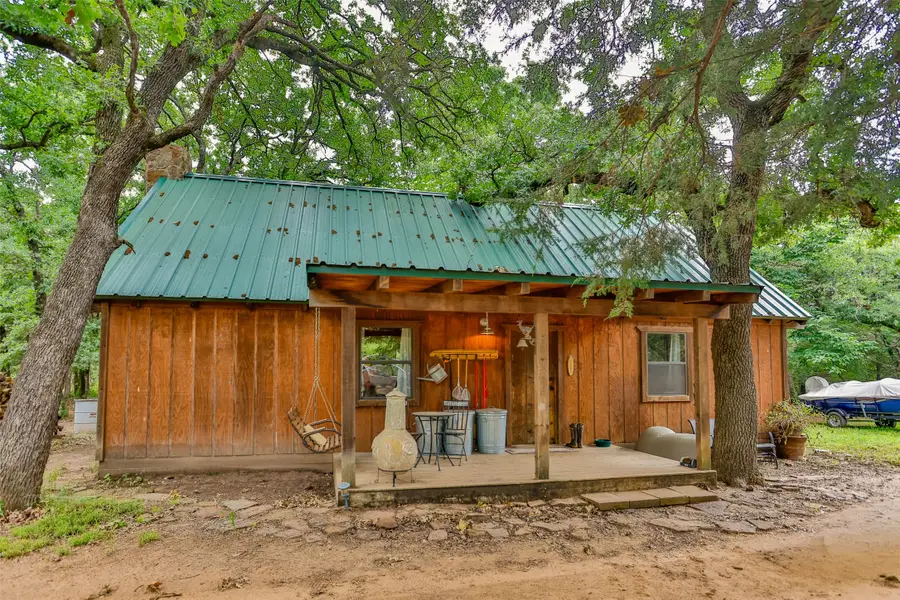 8963 Fm 677 N, Saint Jo, TX 76265 - #2