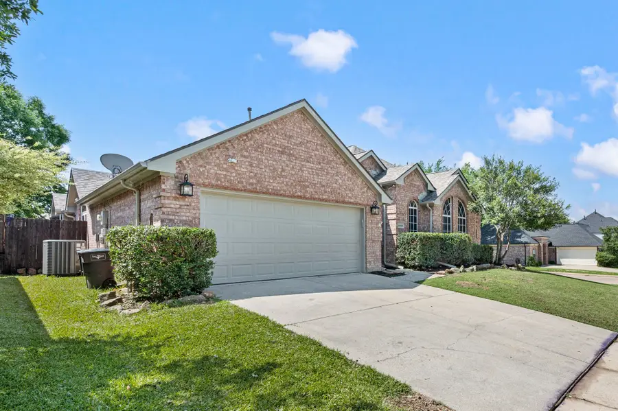8050 Mount Shasta Circle, Fort Worth, TX 76137 - #2