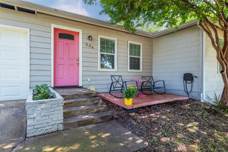 224 Willow Street, Hurst, TX 76053 - #2