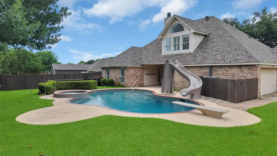 7605 Bridlewood Court, North Richland Hills, TX 76182 - #2