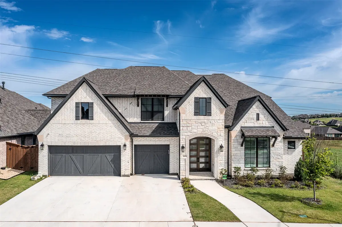 10456 Gray Hills Drive, Fort Worth, TX 76126 - #1