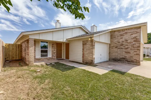 3217 Green Ridge Street, Fort Worth, TX 76133