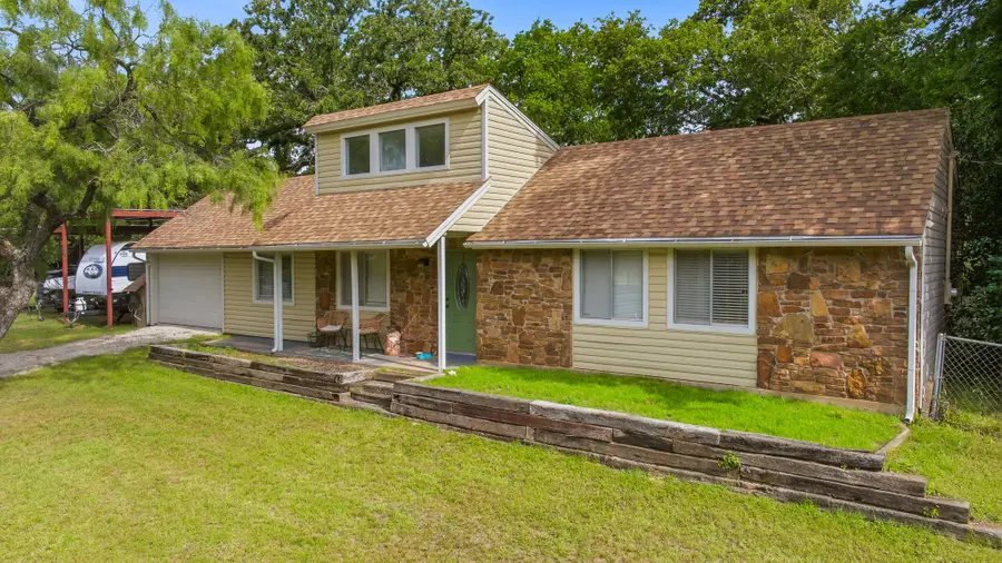 2916 Waterwood Drive, Granbury, TX 76048 - #2