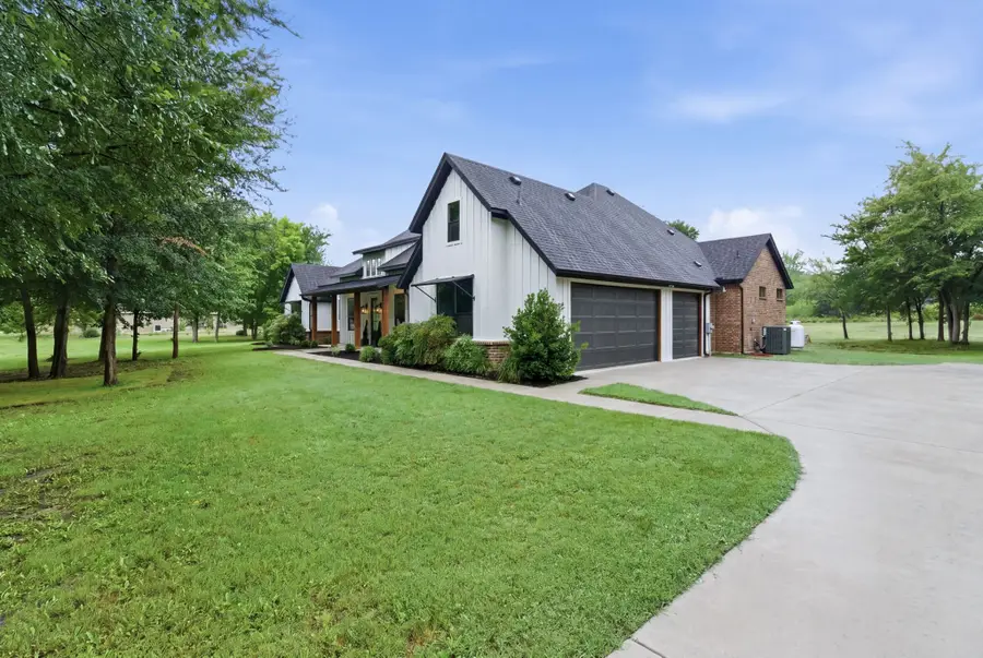 205 Deer Glade Court, Azle, TX 76020 - #3