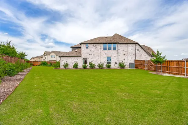 3800 Sky Drive, Sherman, TX 75090