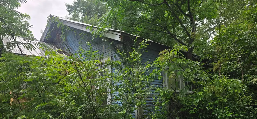 1008 San Augustine Street, Center, TX 75935 - #2
