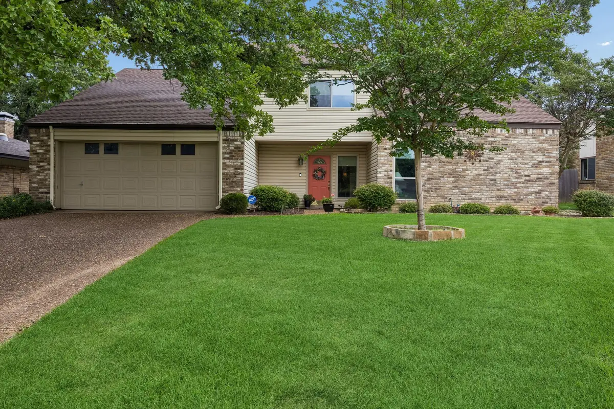 2709 Hedgeway Drive, Arlington, TX 76016 - #1