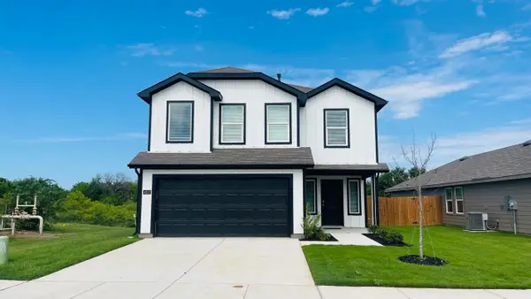 4212 Woodhill Bend Drive, Fort Worth, TX 76036