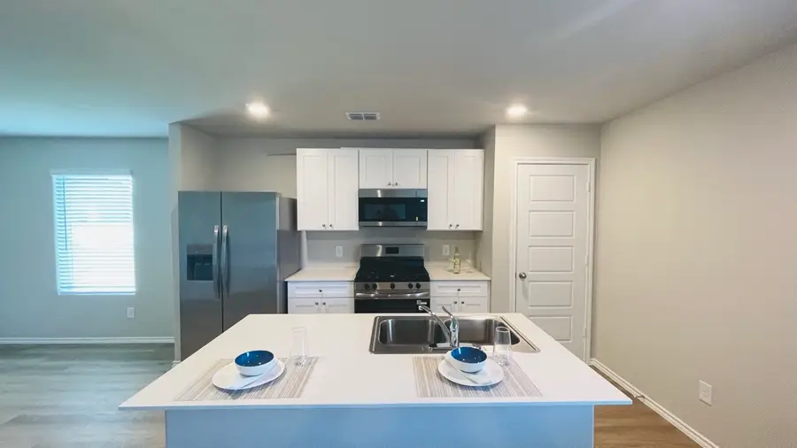 4212 Woodhill Bend Drive, Fort Worth, TX 76036 - #2
