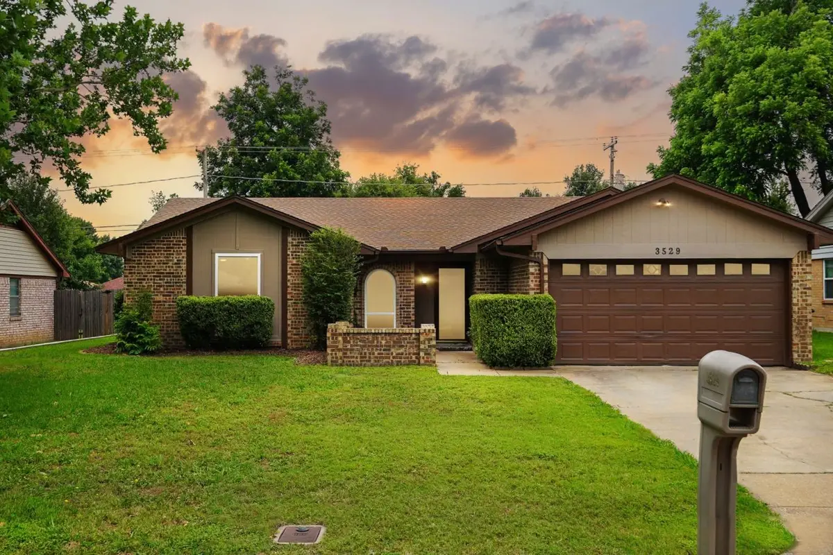 3509 Kelvin Avenue, Fort Worth, TX 76133 - #1