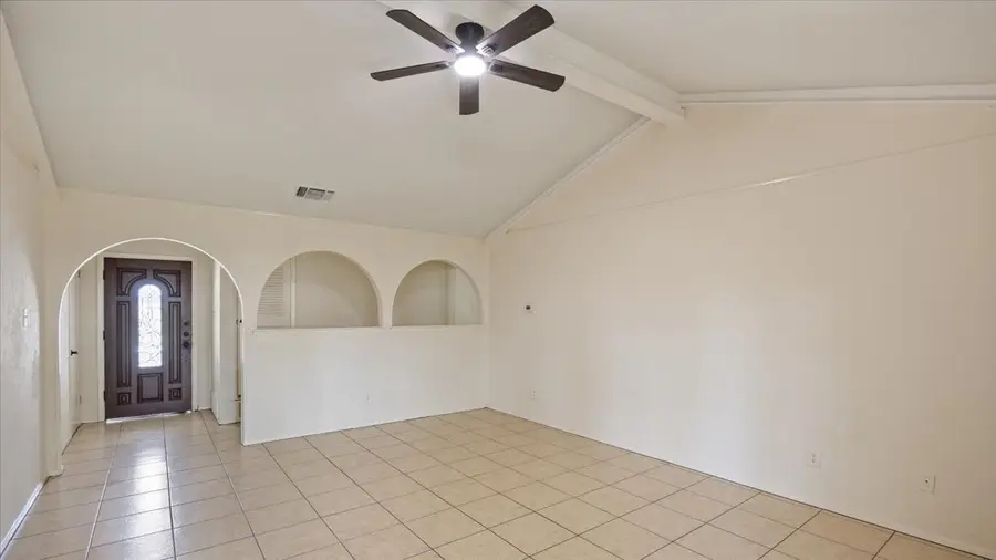 2102 E Timberview Lane, Arlington, TX 76014 - #3