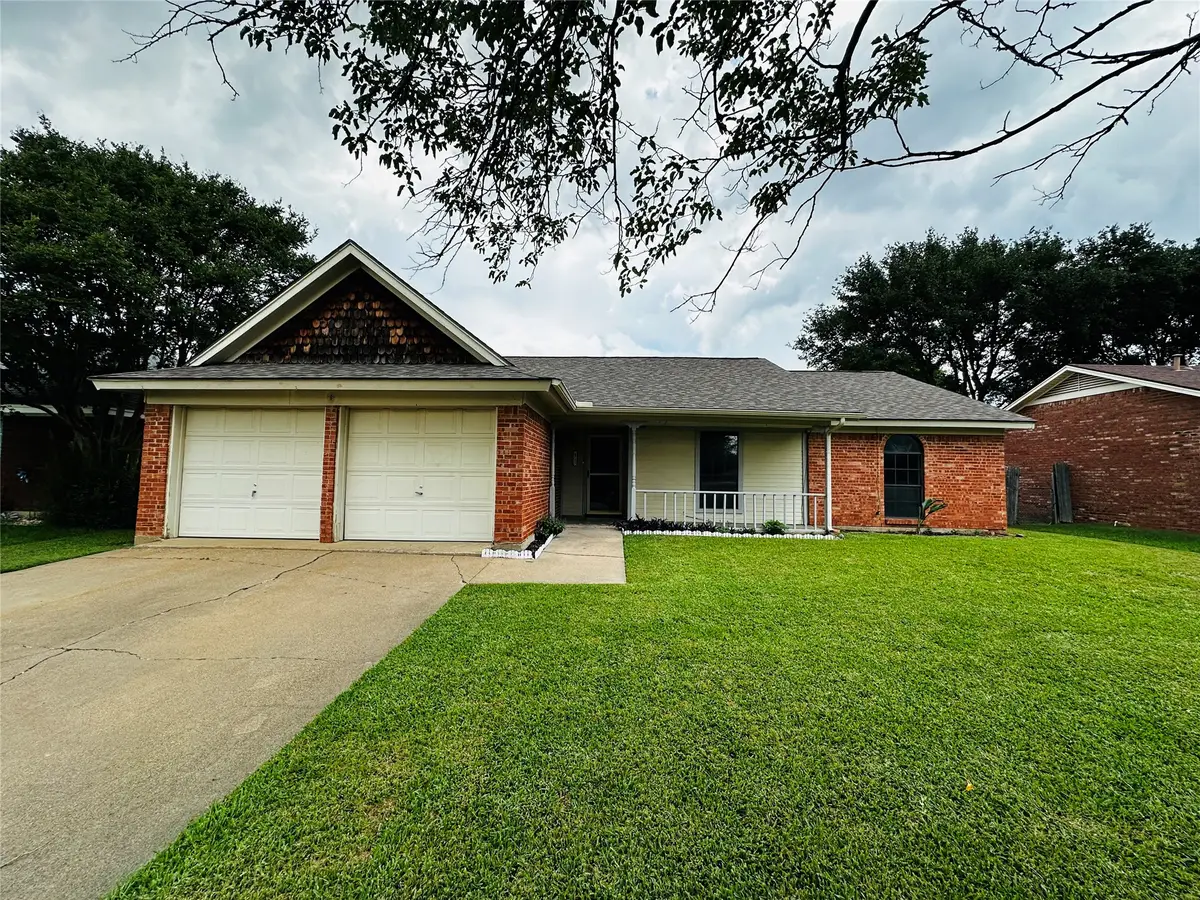 6741 Ridgetop Road, North Richland Hills, TX 76182 - #1
