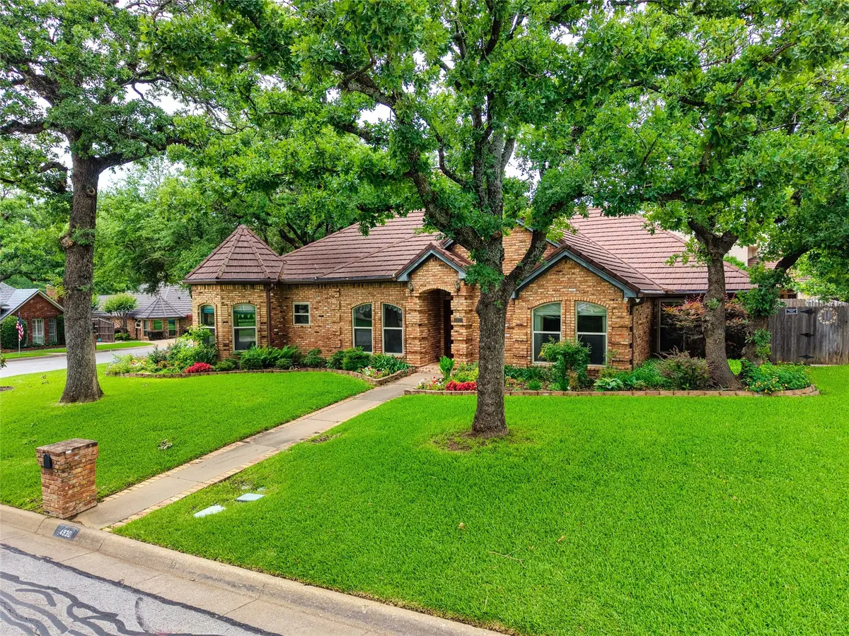 4930 High Creek Drive, Arlington, TX 76017 - #1