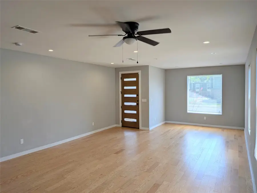 2871 E Overton Road, Dallas, TX 75216 - #3