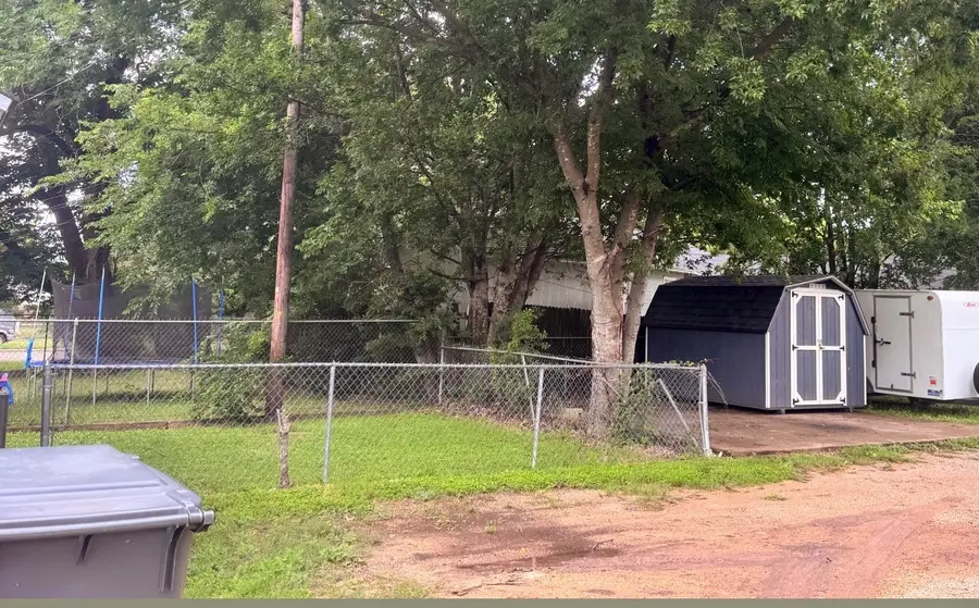 3039 Edmond Avenue, Waco, TX 76707 - #2