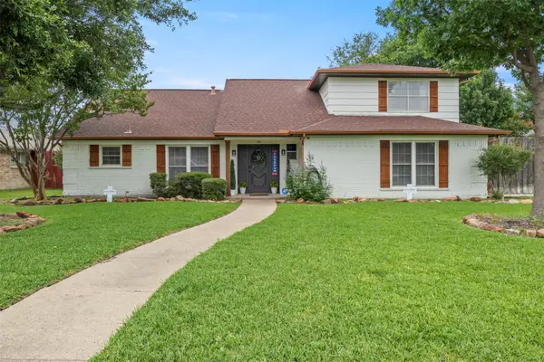 901 Serenade Lane, Richardson, TX 75081