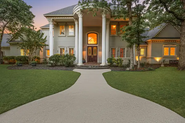 32 Wyck Hill Lane, Westlake, TX 76262