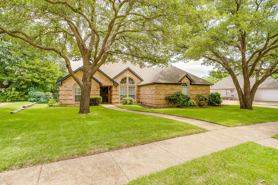 9928 Wandering Way Street, Benbrook, TX 76126 - #2