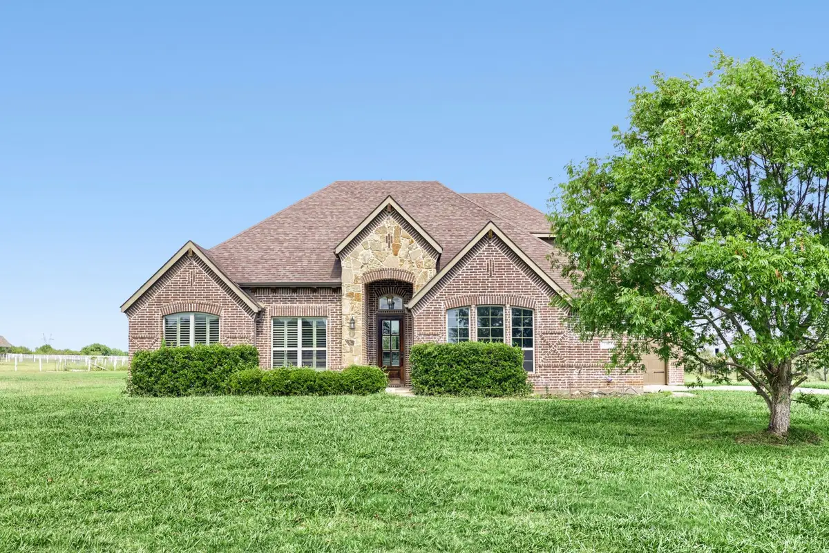 109 Mountain Vista Drive, Fort Worth, TX 76126 - #1