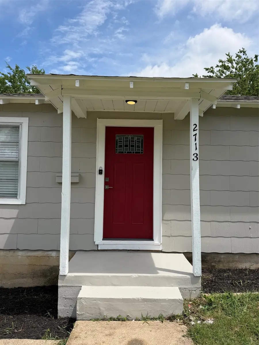 2713 Hanger Avenue, Fort Worth, TX 76105 - #2