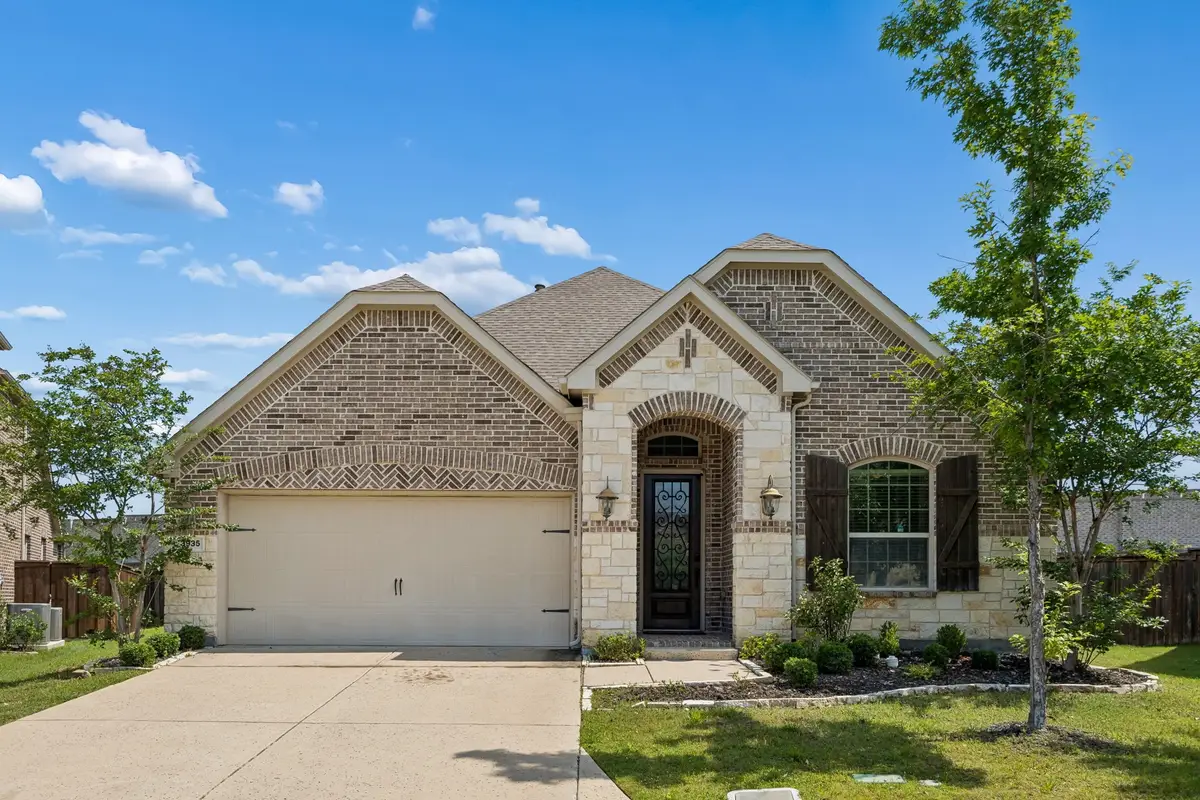 3935 Wind Cave Bend, Irving, TX 75063 - #1