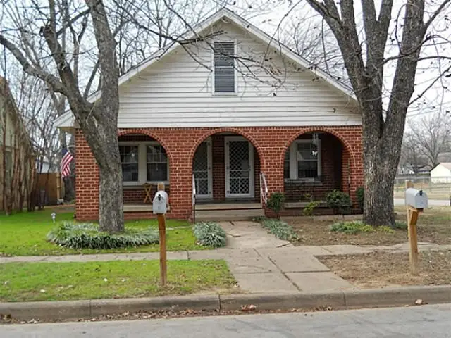 743 N Buffalo Avenue, Cleburne, TX 76033 - #1