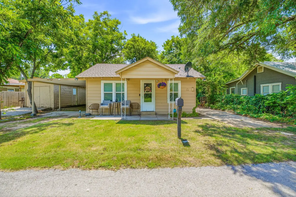 328 S Race Street, Stephenville, TX 76401 - #1