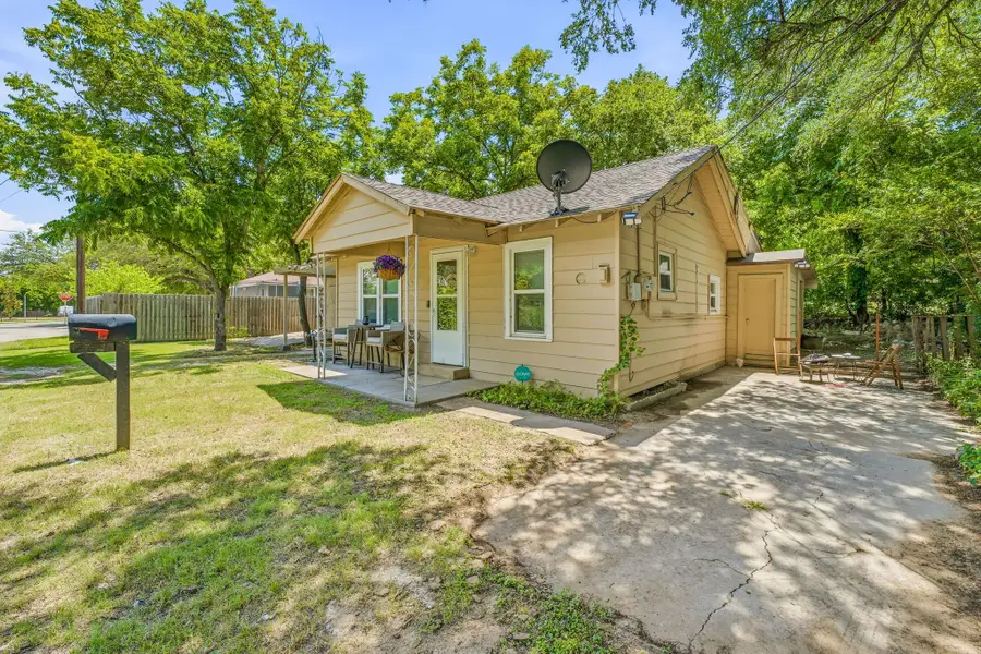 328 S Race Street, Stephenville, TX 76401 - #2